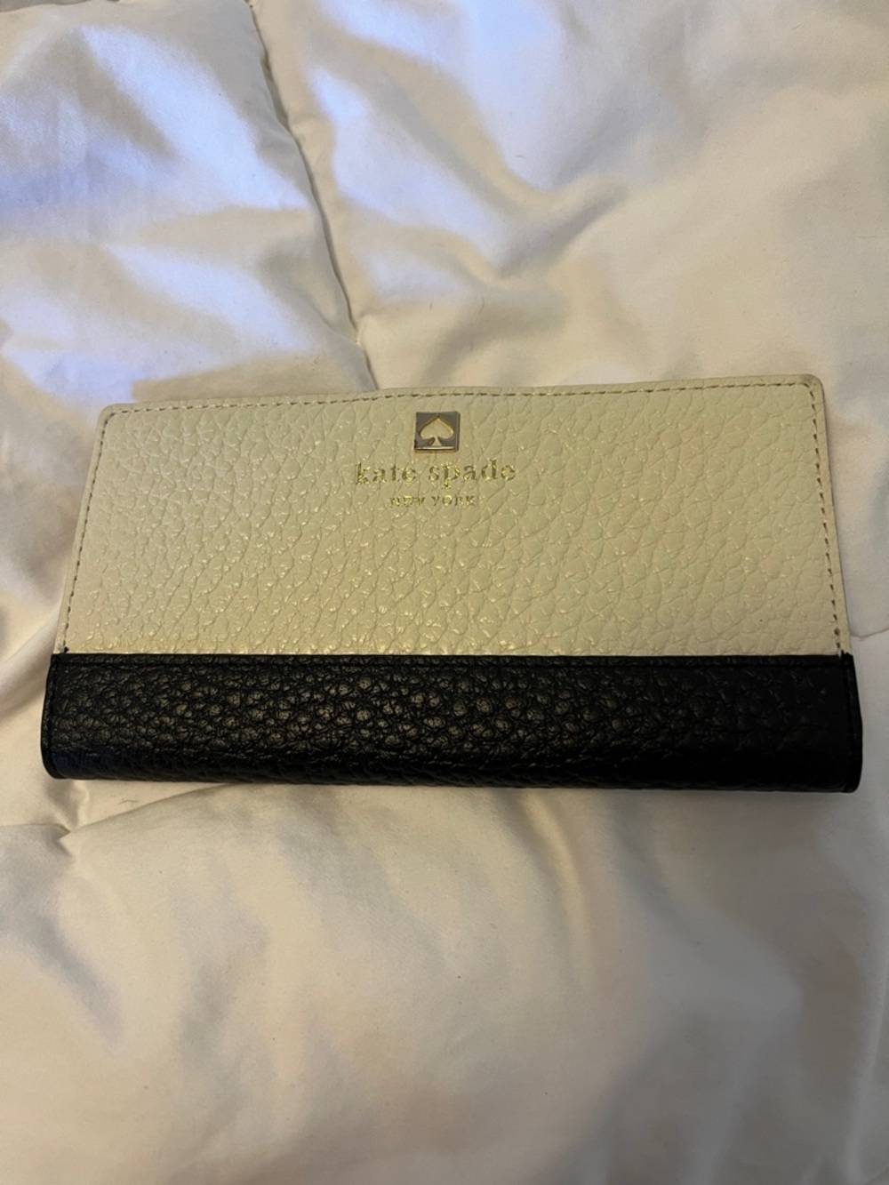 kate spade Two-Tone Cream and Black Pebbled Leather Wallet